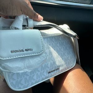 Michael kors jet set bag